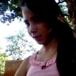 ''Se vç Não éh capaz de amar então Não faça 
Quem te ama sofrer! Ficaa a Diica S2