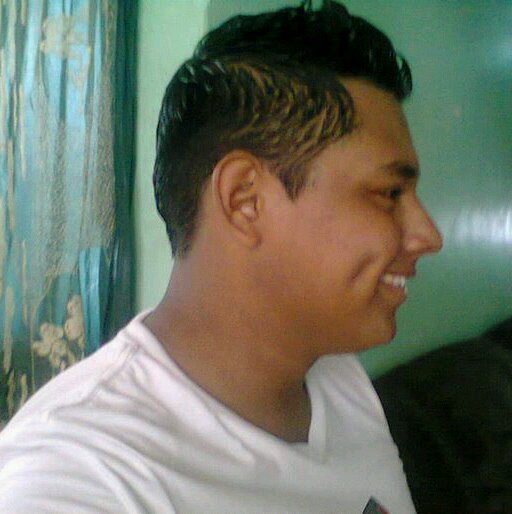 Hay muchas mejores razones para ser feliz , que estarse lamentando por un pasado que no sirve para nada