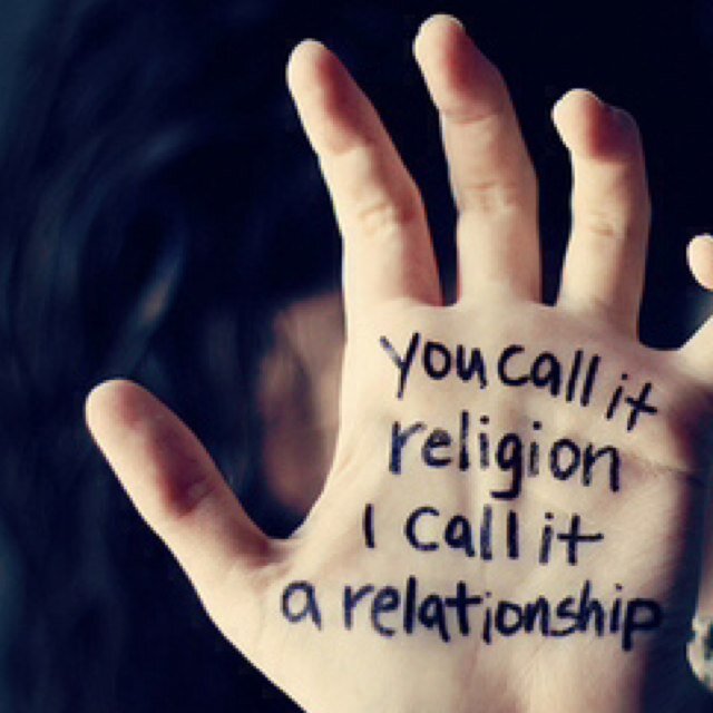 Hi everyone! I'm a teen trying to live for Christ in this world! I will give you devos and advice on how Christ wants us to live according to God's Word.