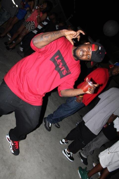 grind hard! nd I aint wit trashbag gang!