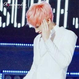สวัสดีครับ ผม Super junior,Eunhyuk/Hyukjae bot ครับ  ยินดีที่ได้รู้จักครับ ^^ ...@MR_AllRisesilve... 안녕하세요 은혁입니다!!!   #สิบจัตวาฮยอกแจกองร้อยทงเฮไลน์