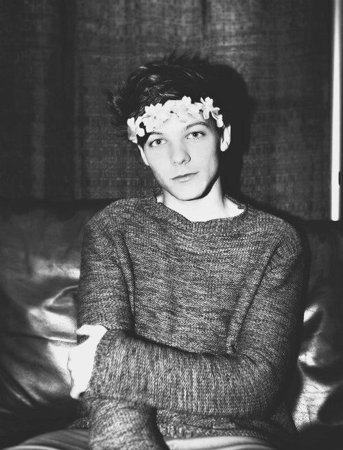 follow @softkittyzouis please xx