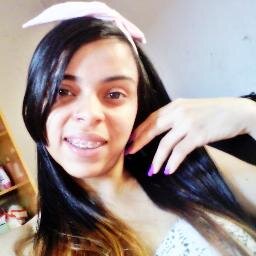 #Ariana , 19 aninhooos , Melhorees amigas @Gey_Santos & @Thaispires8, Santistaa atée oo fiim hehee. quer sabeer maais mee seguee *--*