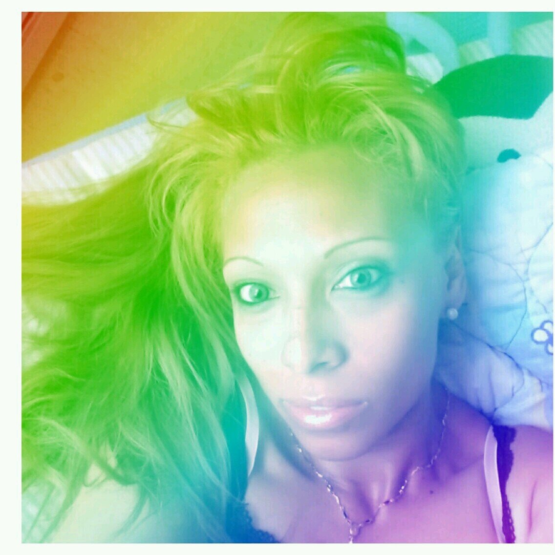 ✨hey trust no one. live life don't give a fuck... ✨