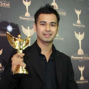 RANS FOREVER {RAFFI AHMAD-NAGITA SLAVINA} LOVERS
7B ~ 8E ~ 9A SMPN 10,Samarinda 
Part of
@spanluh_9A and @SMPN10Samarinda