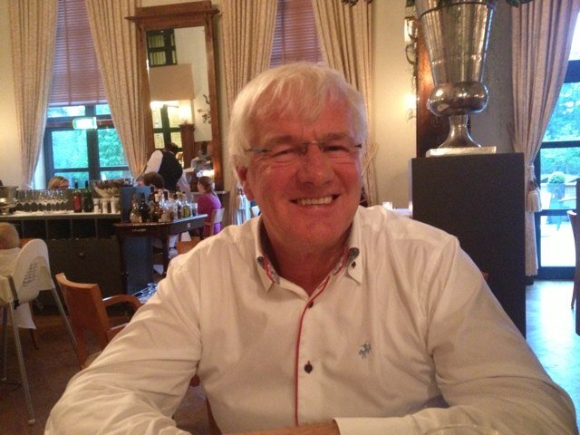 HeuverJan's profile picture. Ruim 50 getrouwd met Ina. 3 kinderen 8 kleinkinderen . Profile car en tyre service 14 filialen . Bandengroothandel actief in heel europa. #hhc