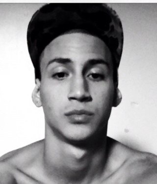 ASPIRING ACTOR. ARTIST. STORYTELLER.