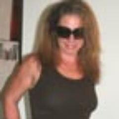 activeKaren's profile picture. Mixing it up with Bikram Yoga, Kettlebells, Gravity, Power walking, Pilates, Snorkelling... also paint abstract art @abstractkaren  http://t.co/yqj0grlOGF