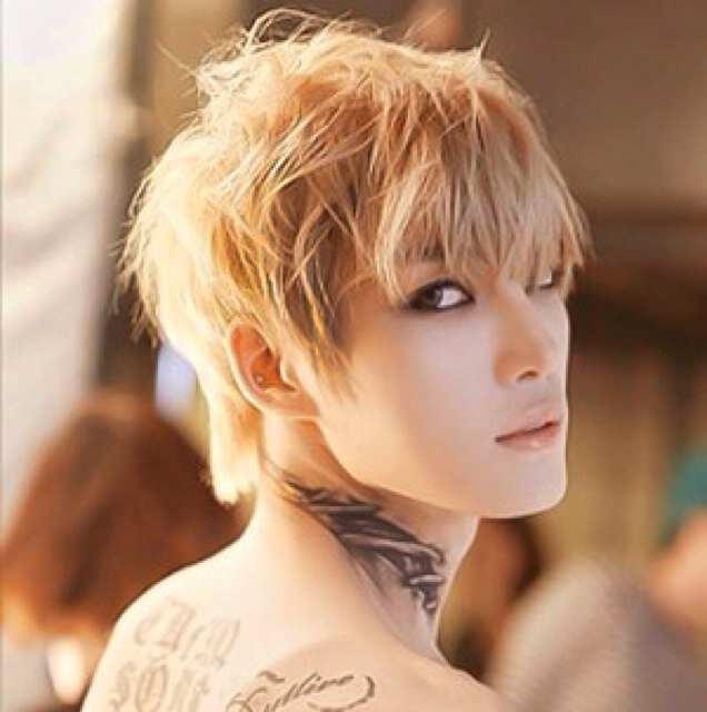 junko925's profile picture. ATEEZ、サンが好き。セブチのジョンハン好き。謙信も好き。