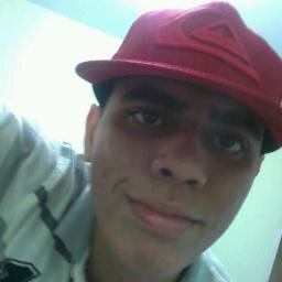 cuide bem de quem voce ama ,porque tudo pode se perde em menos de um segundo (:
