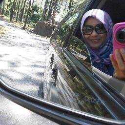 Indonesian wife,mother, apothecary,teacher, lactation counselor n entrepreneur. Like cooking-writting-reading. Love politic so so :)