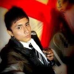 Hola , Me gustan los videojuegos, Conocer persona e interactuar en Twitaah w