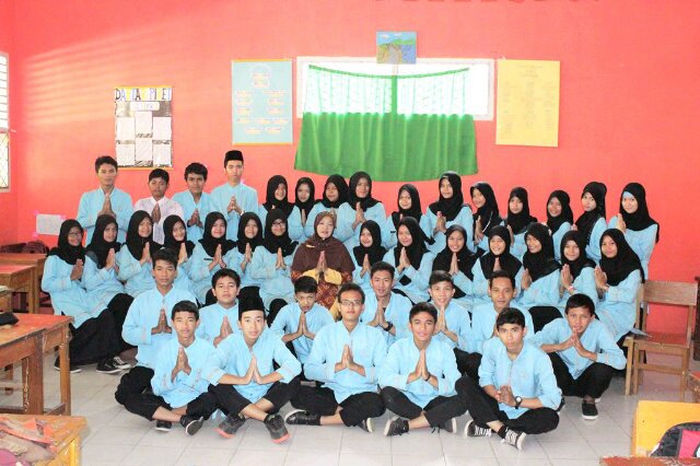 Official Twitter of XI Science 1 at SmandaJambi TP2013/2014 | Guardian: Mrs.Ellya,M.Pdi | Leader: Zico Rustama A & Rinaldo | 46 students | 19 boys & 27 girls
