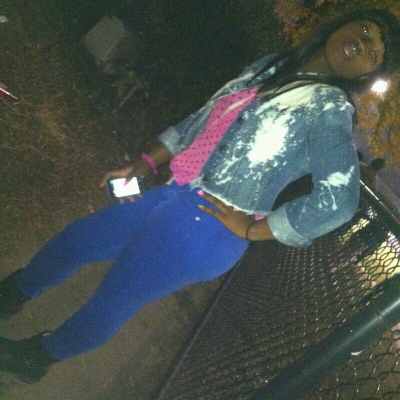 u no I got it follow on instagram Octobers_Unique hit me up on kik: raeplaylikethat