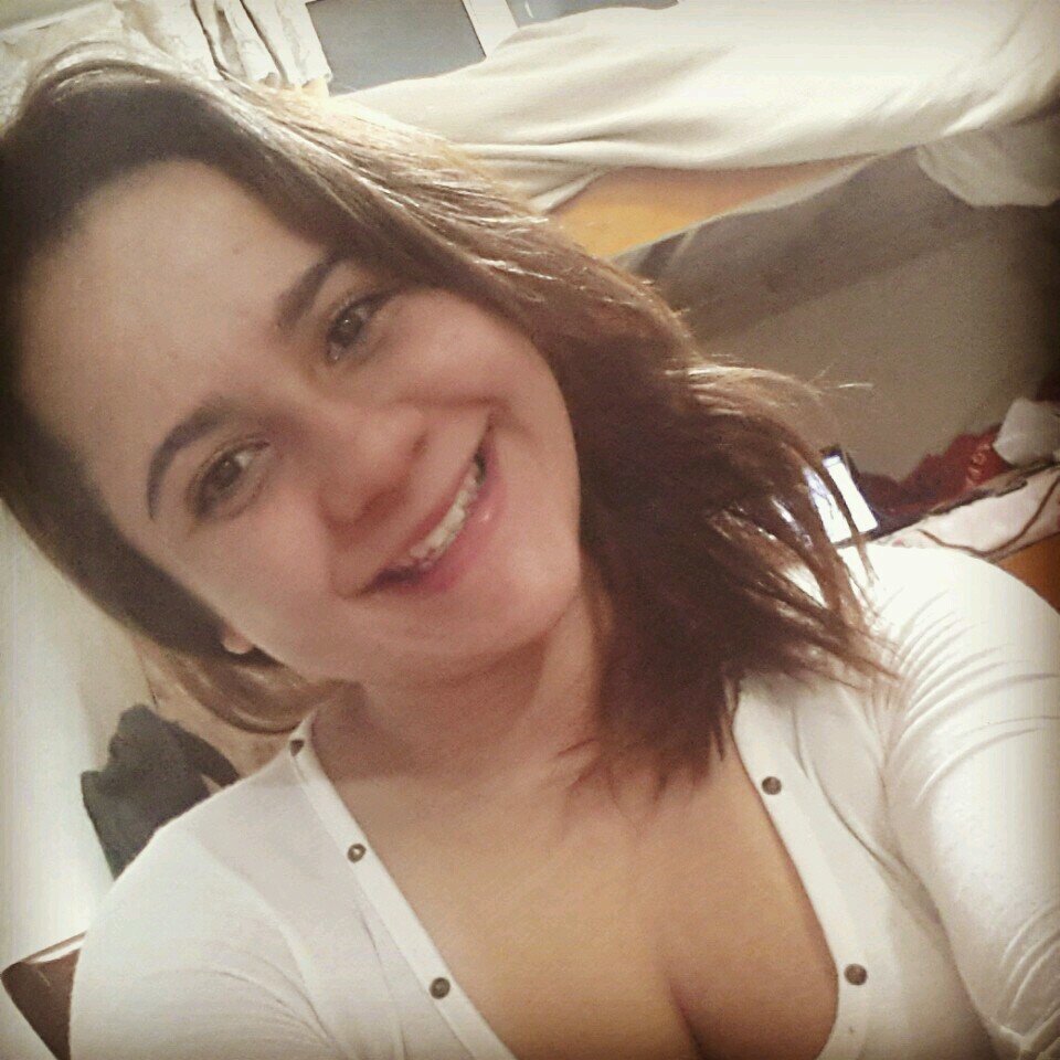 Apenas sorria e viva sem medo de ser feliz.