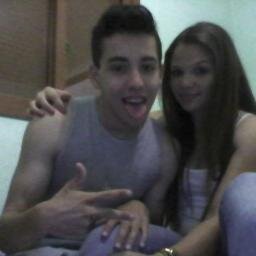 Na corrida para o sucesso, muitos se perdem no orgulho e deixam pelo caminho seus maiores valores:  HUMILDADE e AMOR.