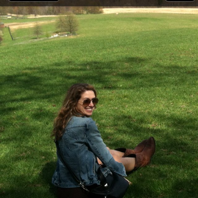 sharoneyrosey's profile picture. 