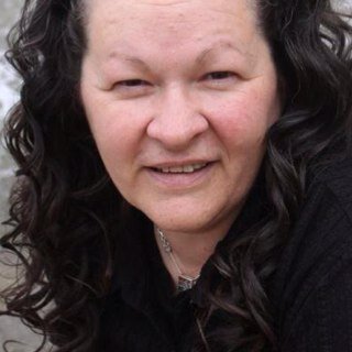 scentsiblesarah's profile picture. 