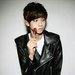 เฮ้ยยยยย!!!! นี่มันโกโก้นี่หว่า =[]=!!!!! โกโก้ที่ปลูกผมเอง เย้ย! โกโก้ที่ผมปลูกเอง เย้ย! ถูกแล้ว!! #กล้าเล่นก็กล้าทักหน่อยครับ อันยอง #BANSILPFAM