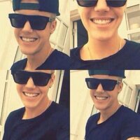 em✌ (@smilewithbieb) 's Twitter Profile