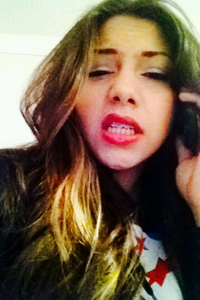 Follow me! I follow backkk! ;*