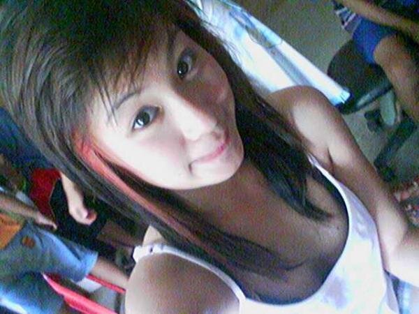 SandraMae19's profile picture. S.I.N.G.L.E but taken by G.O.D :) I own @haardkowts :)