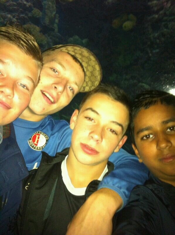 FEYENOORD #1 // best broertjes @SAMMB0TERHAMM_ @LittleBwoy_ @Lucosmurf @Diecolinn_ @Virenn_ @Ton_Reerink