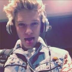 cody simpson  *O*