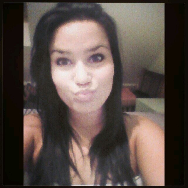 On ne voit bien qu'avec le coeur. L'essentiel est invisible pour les yeux.  ღ