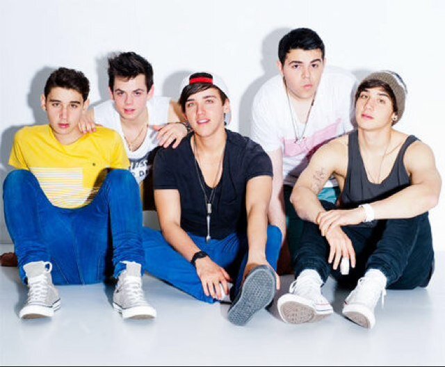 Promoting Janoskians from the east coast! 3/5 follow Jai, James, and Beau follow and Gina and Kaitlyn follow and Frankie Grande!  I FOLLOW BACK EVERYONE