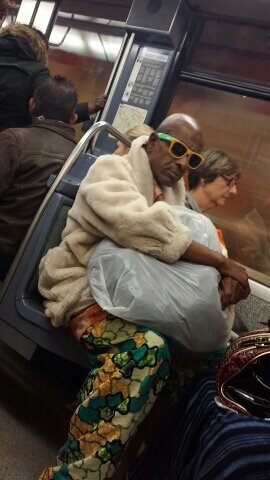 Sabrine_AZ's profile picture. Salam euh Wesh euh Bonjour et puis je m'en fou!
Sab, 25 ans, pleine de vie et.... voilée! ah c'est possible?? et Ouai mec check this out negga!!