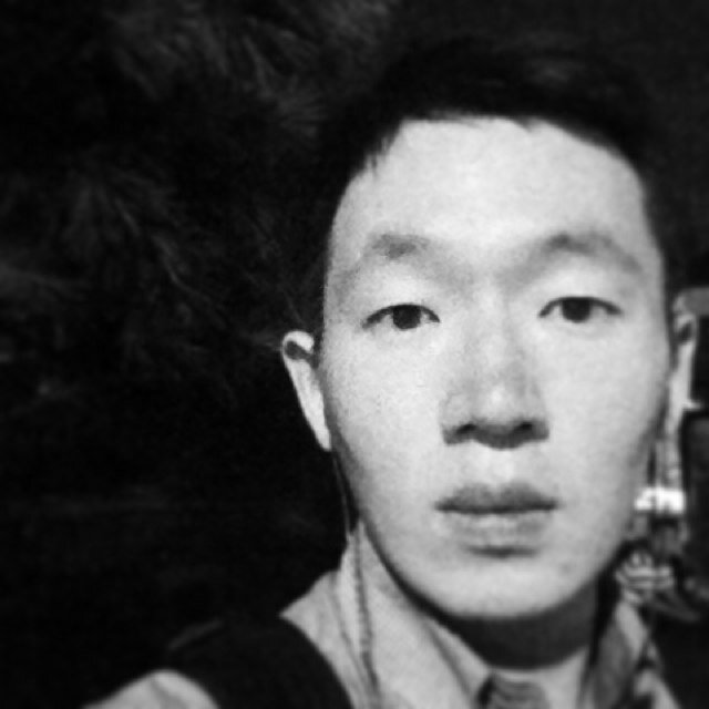 페달을 밟는다. 목표한 곳을 향해... 하지만 생각한다..그곳에 도달했을 때 웃음 지을 수 있을지...