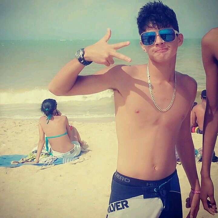 Whatsapp : 91817312 ,
