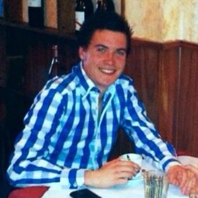 Devin Veerman | DJ/Producer | 19-03-1994 | http://t.co/PdhPQQWfYS | http://t.co/qe5poaTJGs