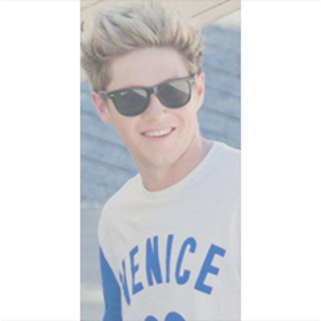Go follow @niallxgurrll
