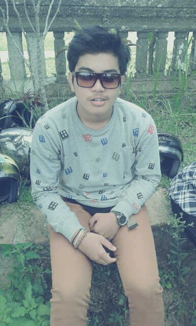 Gusradik09's profile picture. U'r everything to me , love is a _________ for me