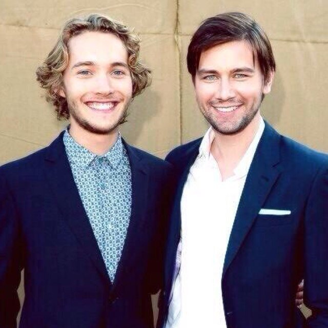 BASHSREIGN's profile picture. @hotechlin