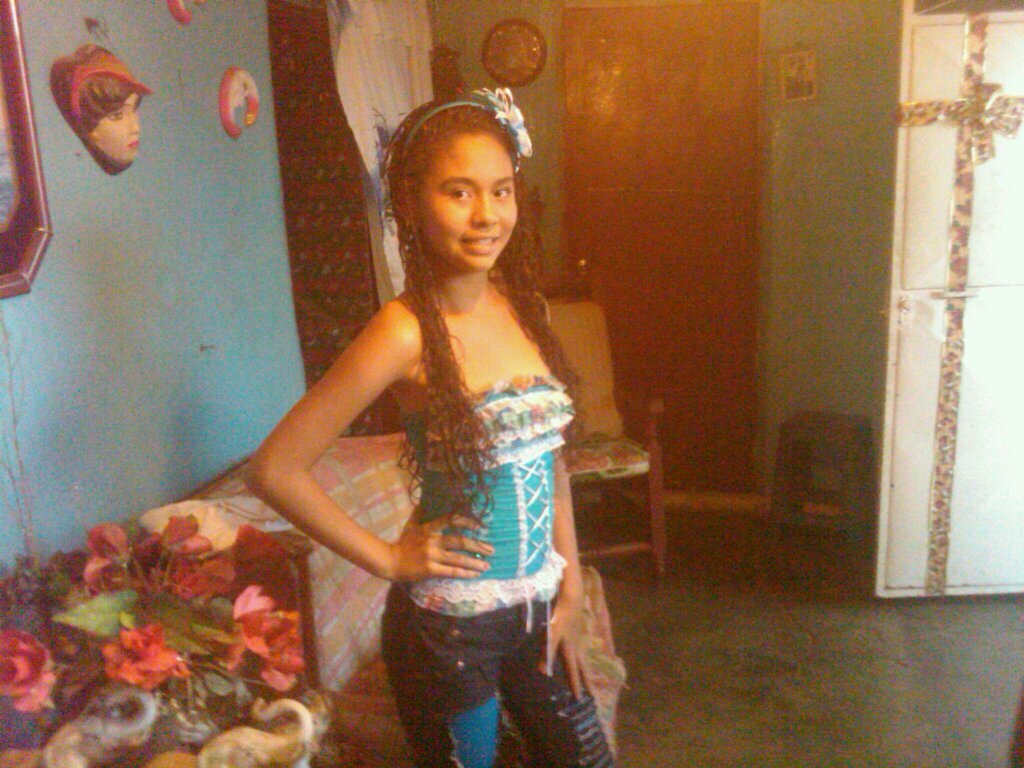 soii una chika super linda,amigable, siganme y t sigo