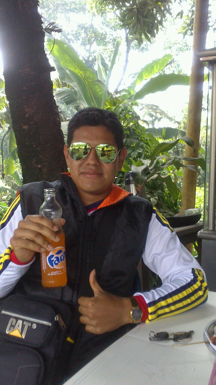 gilton_v's profile picture. 