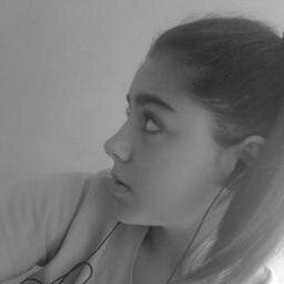 Mi sister@NagoToloka23, la que me apoya en todo momento. //La gente critica por que no conoce, juzga por que no sabe y habla por envidia.