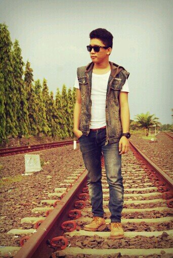 Publik Accounting 13 Dwi Kholifah Iryanti | ig : fandyahmad90 Line : fandyahmad1