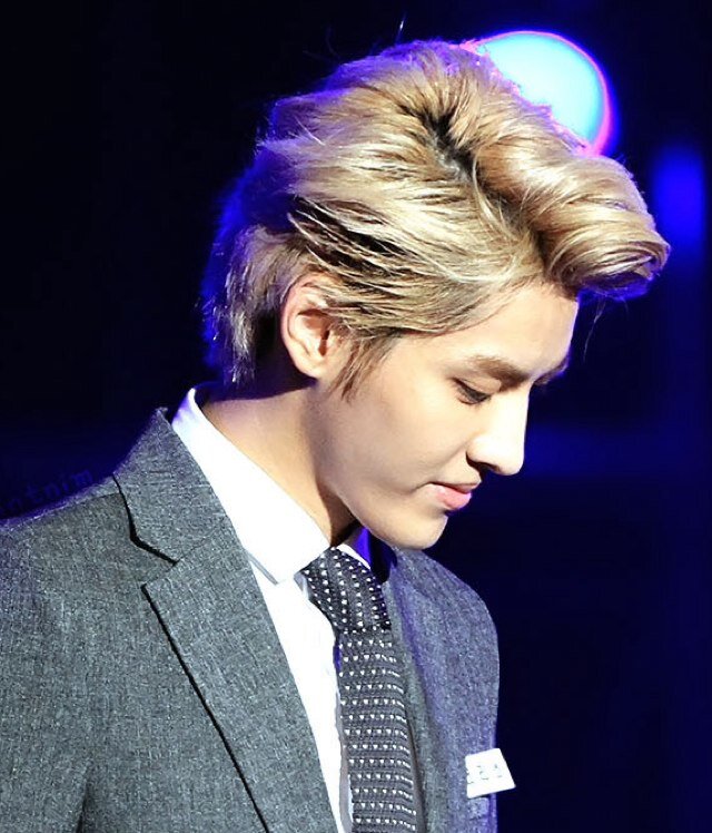@starbuckscaferp / @kyungsoo_cafe's one and only man. I'm his husband. He's mine, do NOT touch him.
