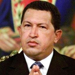 Ama de casa, Con Maduro y el Comandante Supremo. No me Sigas si no Eres Chavista!