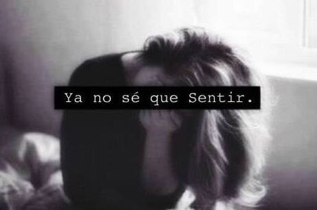 Mi mente arte tanto como mi corazon, ya no pienso solo dejo que caigan las cosas por su propio peso, suelo reír para no llorar♥.