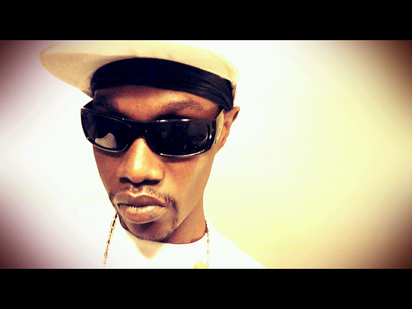 wutz good every1 yea im reppin p.h.i all day too all my followerz LETS GET IT!!! #teamgermany#tbh
