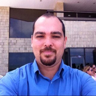 É de esquerda? Me siga que SDV! #ForaBOZO!