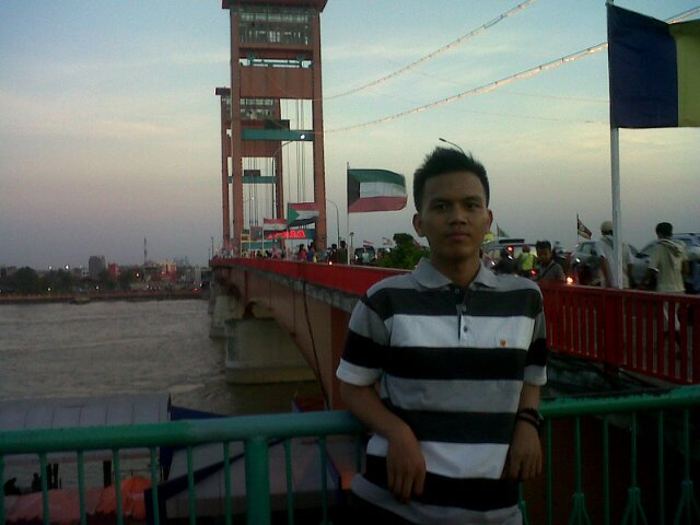 sofyan_heri's profile picture. Selalu termotivasi dengan hal sekecil apapun dan terus berinovasi untuk mengembangkan nya.!! Motivasi Programmer☺