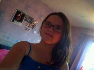 I am a big fan of JLS. I love spending time with my friends and family and im single and im an amazing singer xxxx and i follow backxxxx