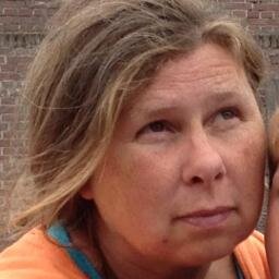Moeder van twee kinderen, Tom en Gijs! Programmamanager babyconnect.