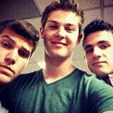 Minha vida se resume em : Bon Jovi ,Restless Road and Demi mt perfeita 3